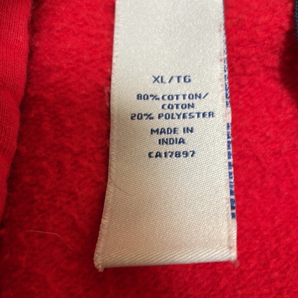 Old Navy Pull Over Hooded Sweatshirt😊 - Picture 11 of 12